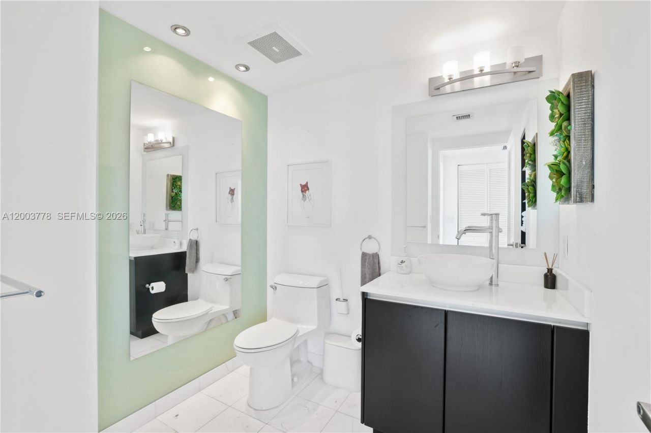 665 NE 25th St, Unit 2602, Miami, FL 33137 Photo