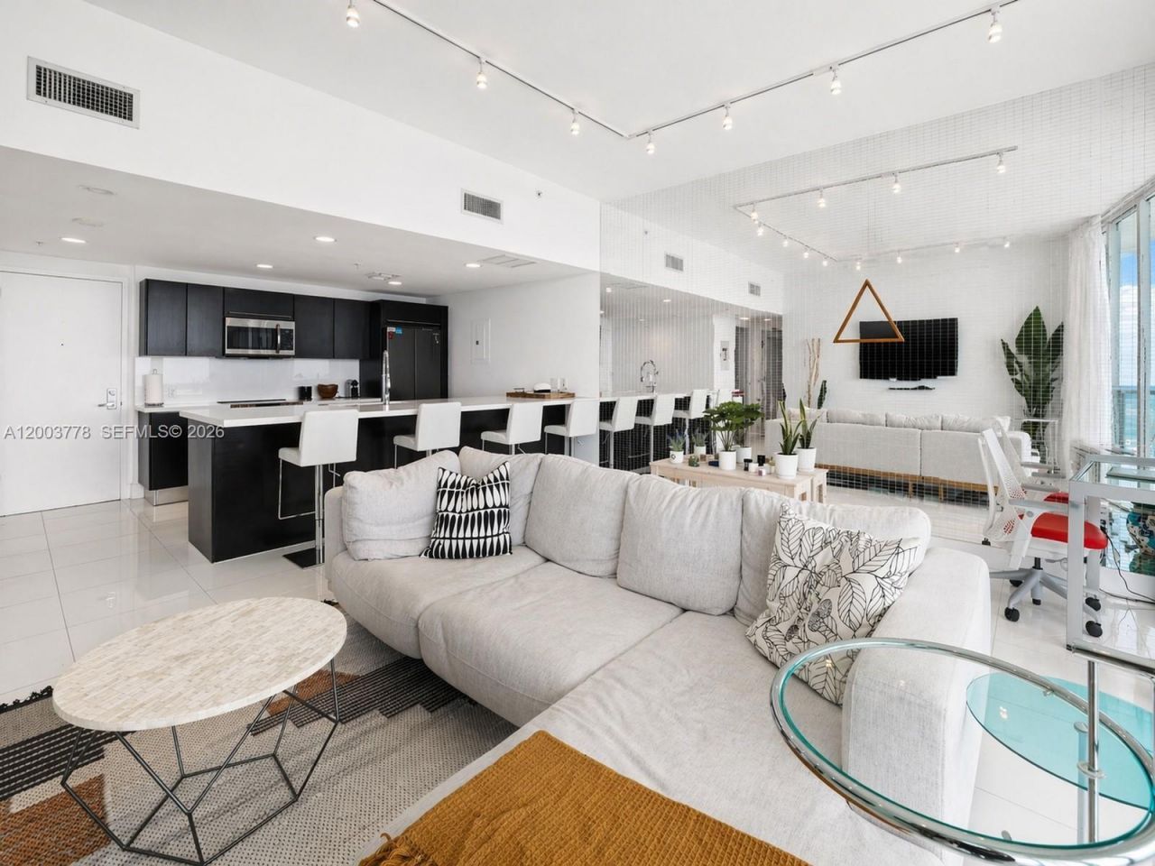 665 NE 25th St, Unit 2602, Miami, FL 33137 Photo