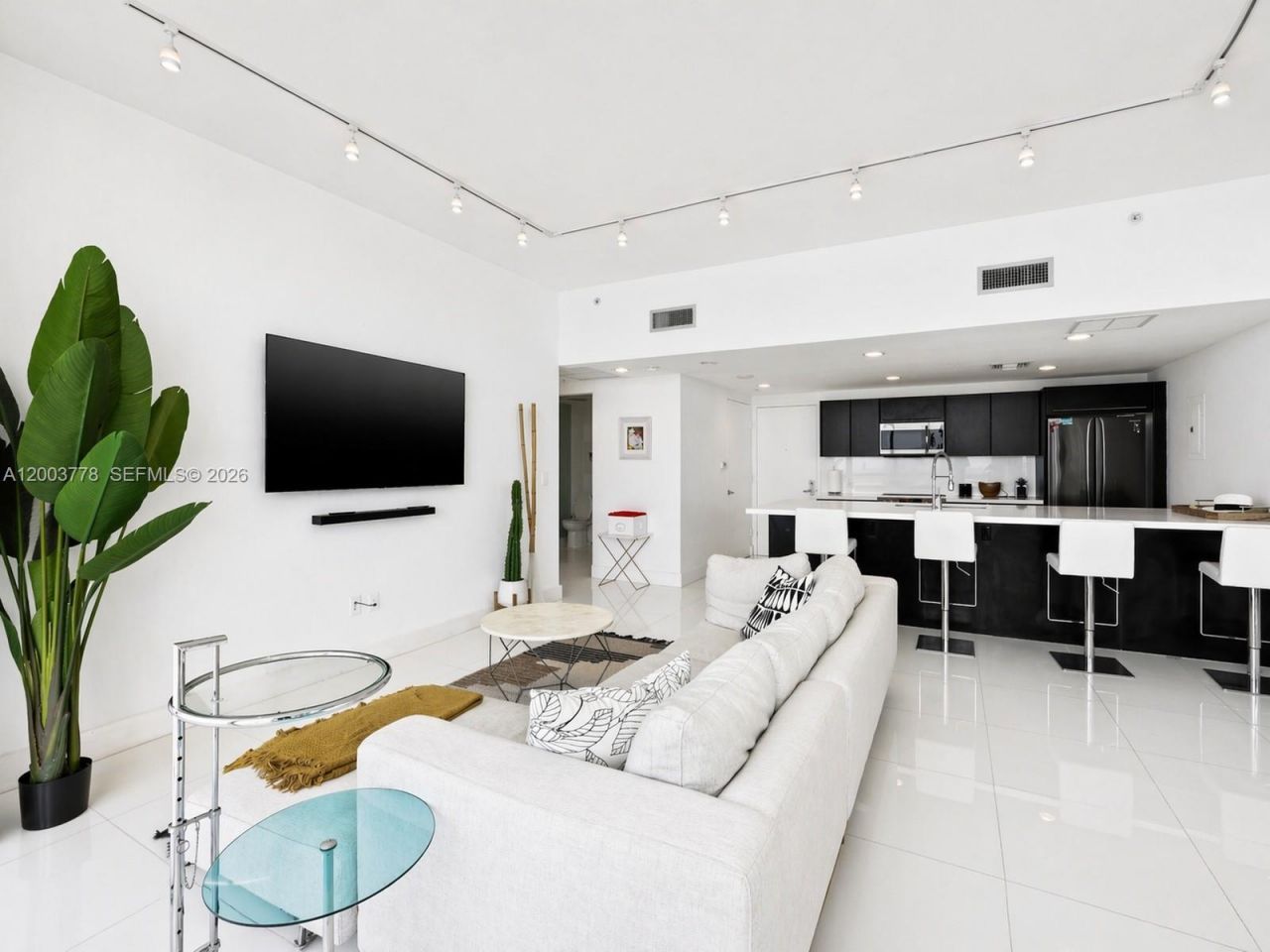 665 NE 25th St, Unit 2602, Miami, FL 33137 Photo