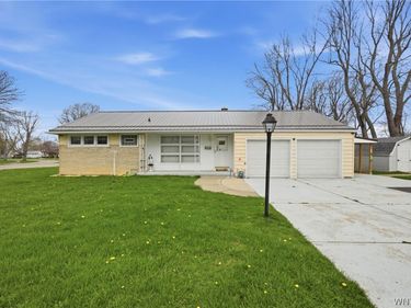 2820 Bell Drive , Hamburg, NY 14075