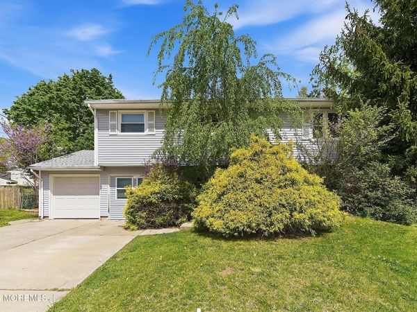 1363 E Peoria Place, North Brunswick, NJ 08902