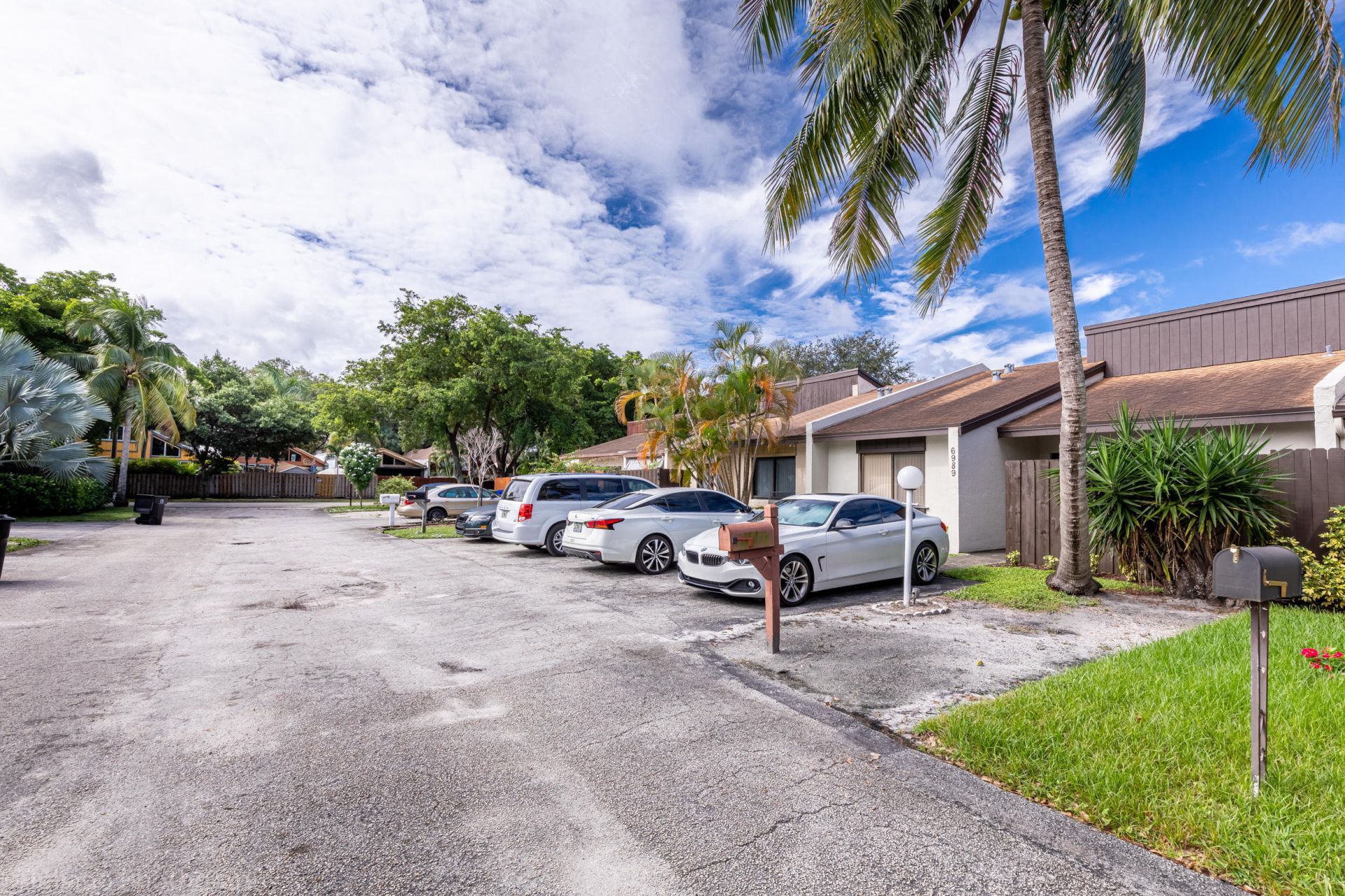 6989 NW 29th Lane, Fort Lauderdale, FL 33309 Photo