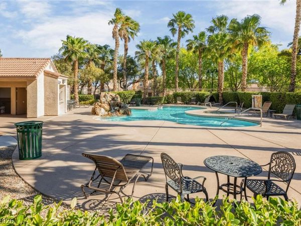 3647 McMurty Court , Las Vegas, NV 89129