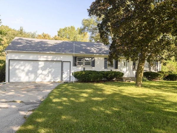 S71W23350 National AVENUE, Big Bend, WI 53103