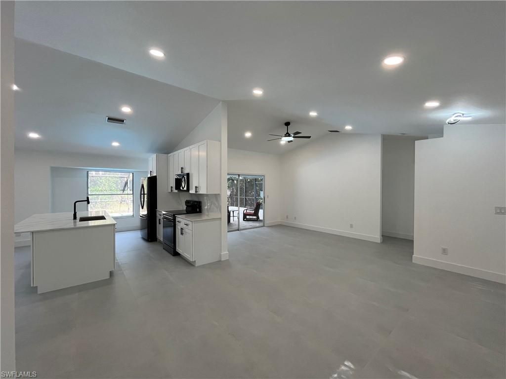 2730 4th St Nw, Naples, FL 34120 Photo