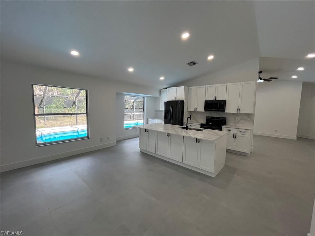 2730 4th St Nw, Naples, FL 34120 Photo