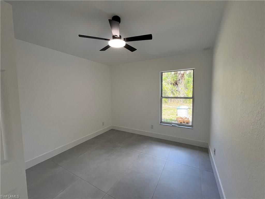 2730 4th St Nw, Naples, FL 34120 Photo