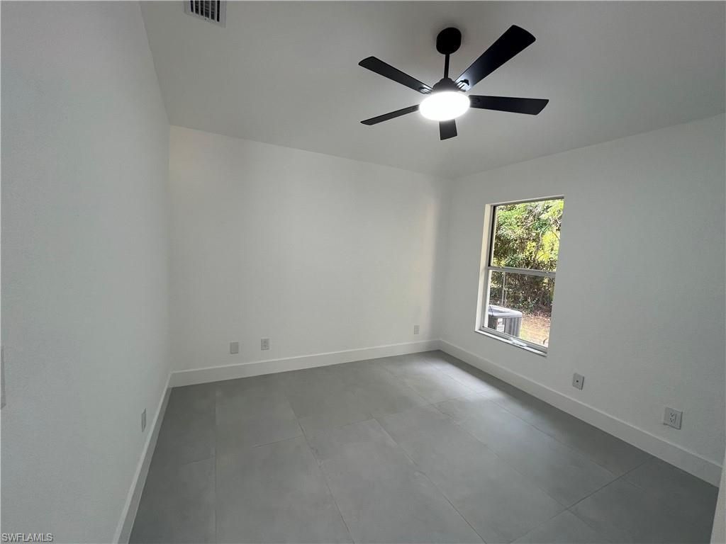 2730 4th St Nw, Naples, FL 34120 Photo