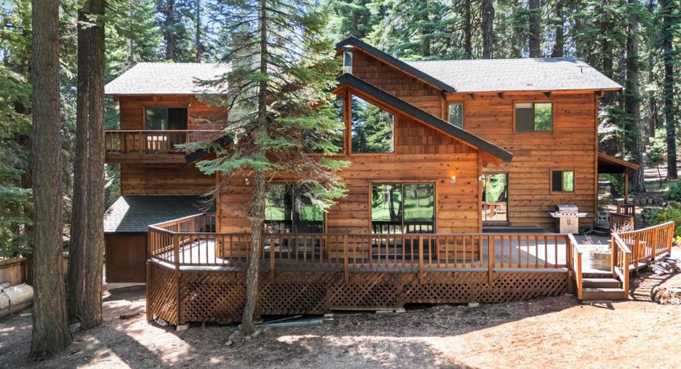 1131 Lake Ridge Rd, Lake Almanor, CA 96137 Photo