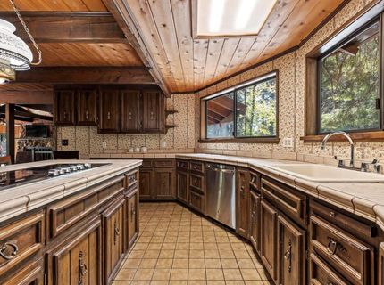 1131 Lake Ridge Rd, Lake Almanor, CA 96137 Photo