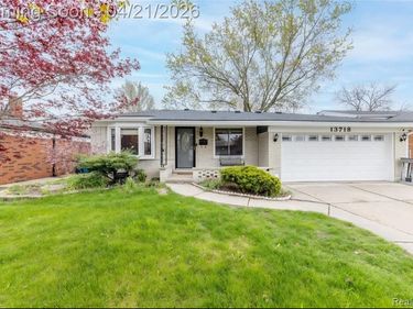 13718 Joyce Drive, Warren, MI 48088