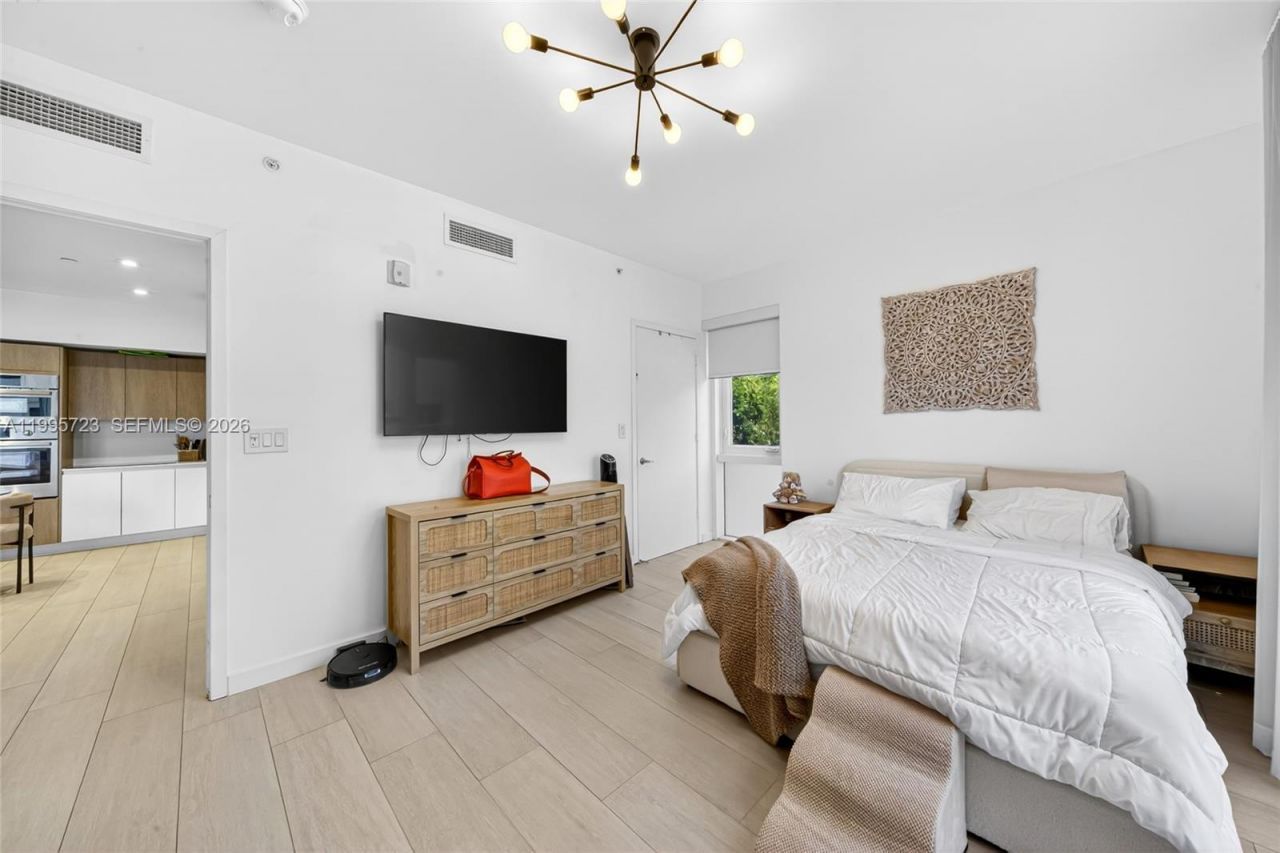 455 NE 39th St , Unit 113, Miami, FL 33137 Photo