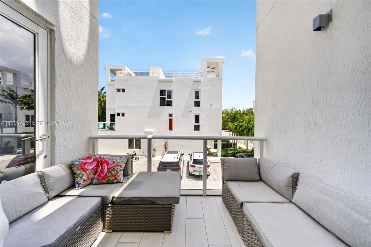 455 NE 39th St , Unit 113, Miami, FL 33137 Photo