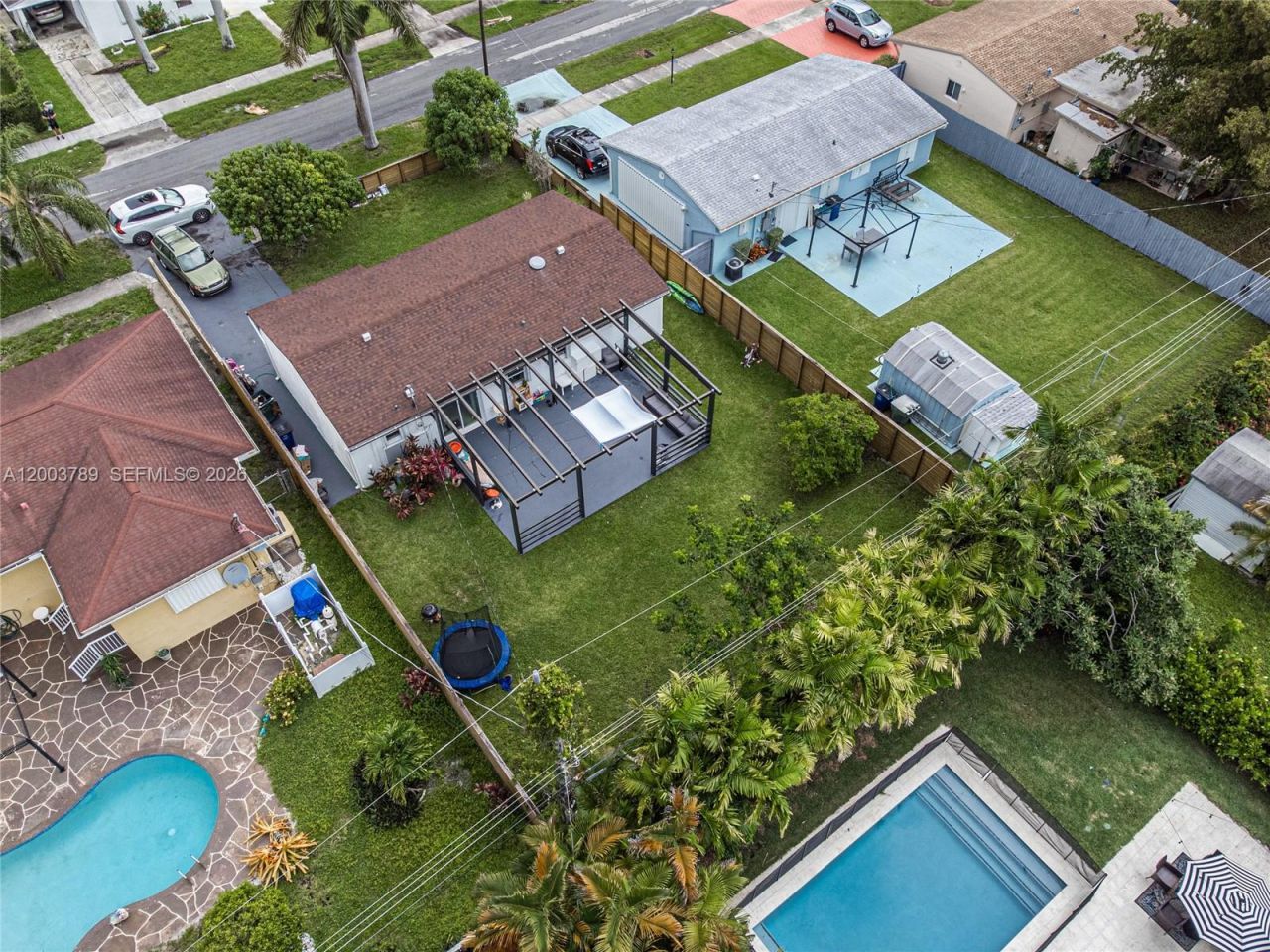 906 NE 6th St, Hallandale Beach, FL 33009 Photo