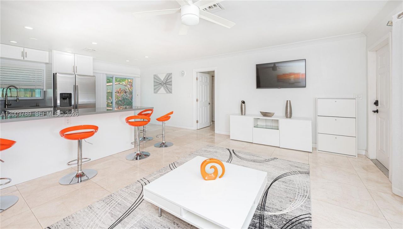 906 NE 6th St, Hallandale Beach, FL 33009 Photo