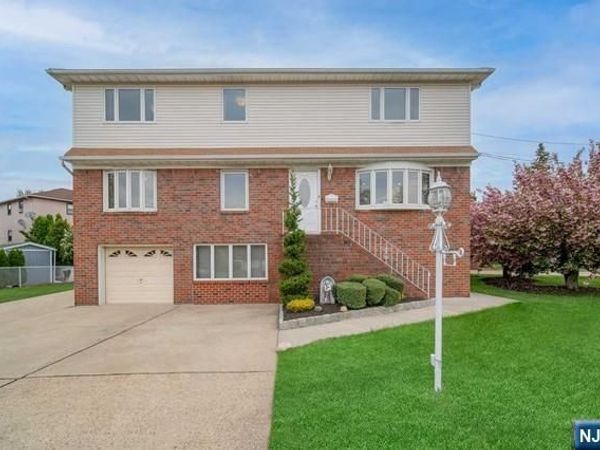 2 Millo Place 2, LITTLE FERRY, NJ 07643