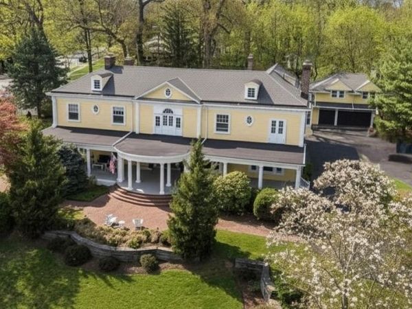 190 Ridgewood Ave, Glen Ridge, NJ 07028