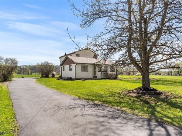 938 Maple Ave, Stillwater, NJ 07860