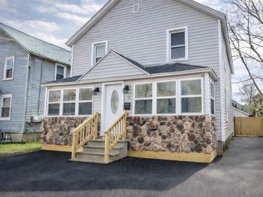 44 Pratt Avenue, Clark Mills, NY 13321