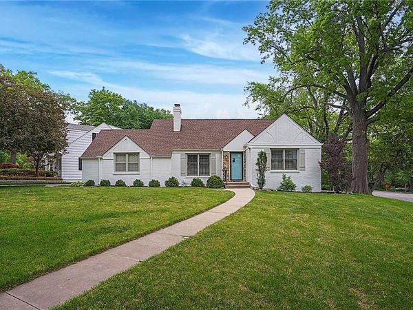 5401 Canterbury Road, Fairway, KS 66205