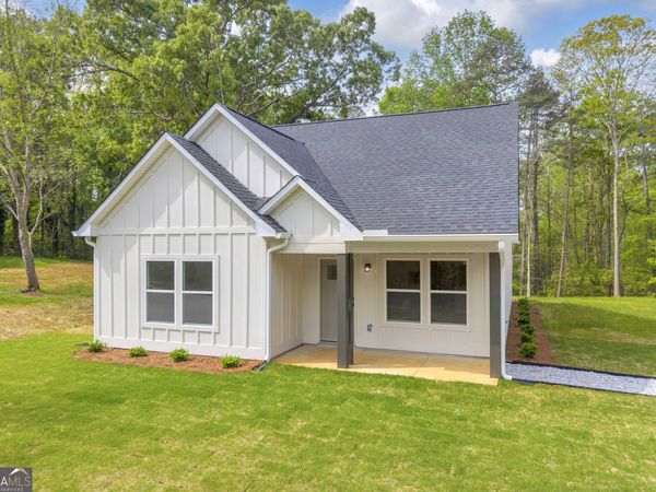 181 Lake Club Dr, Lavonia, GA 30553