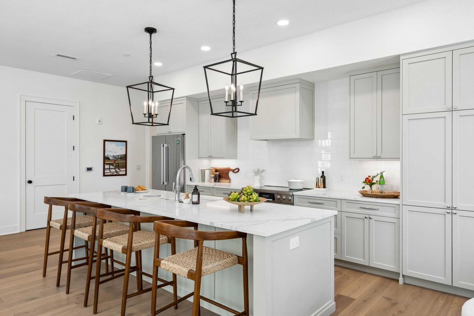 540 Helmsman Photo 19