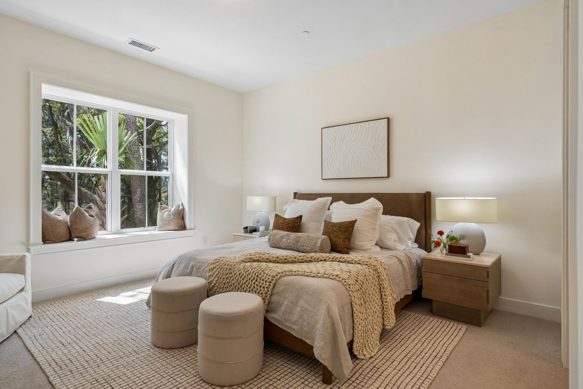 540 Helmsman Photo 5