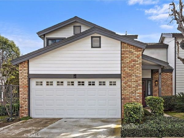 12628 Newport Avenue , Tustin, CA 92780