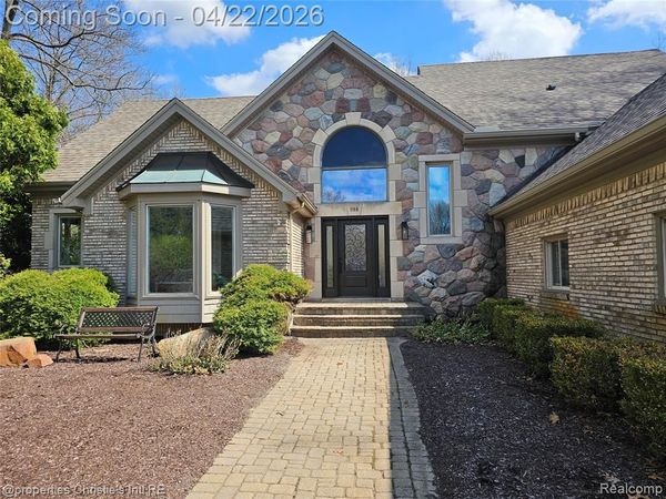 1168 Eagle Nest Drive, Milford Twp, MI 48381
