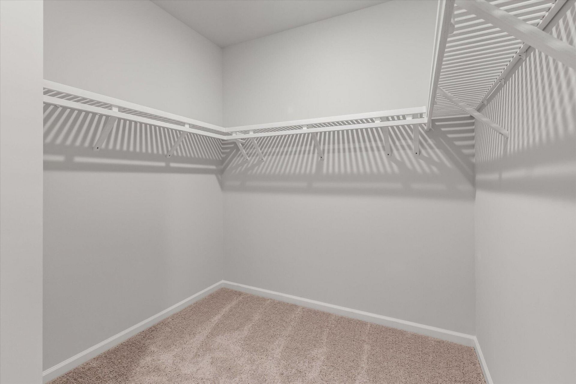 1740 Grovehurst Drive Photo 10