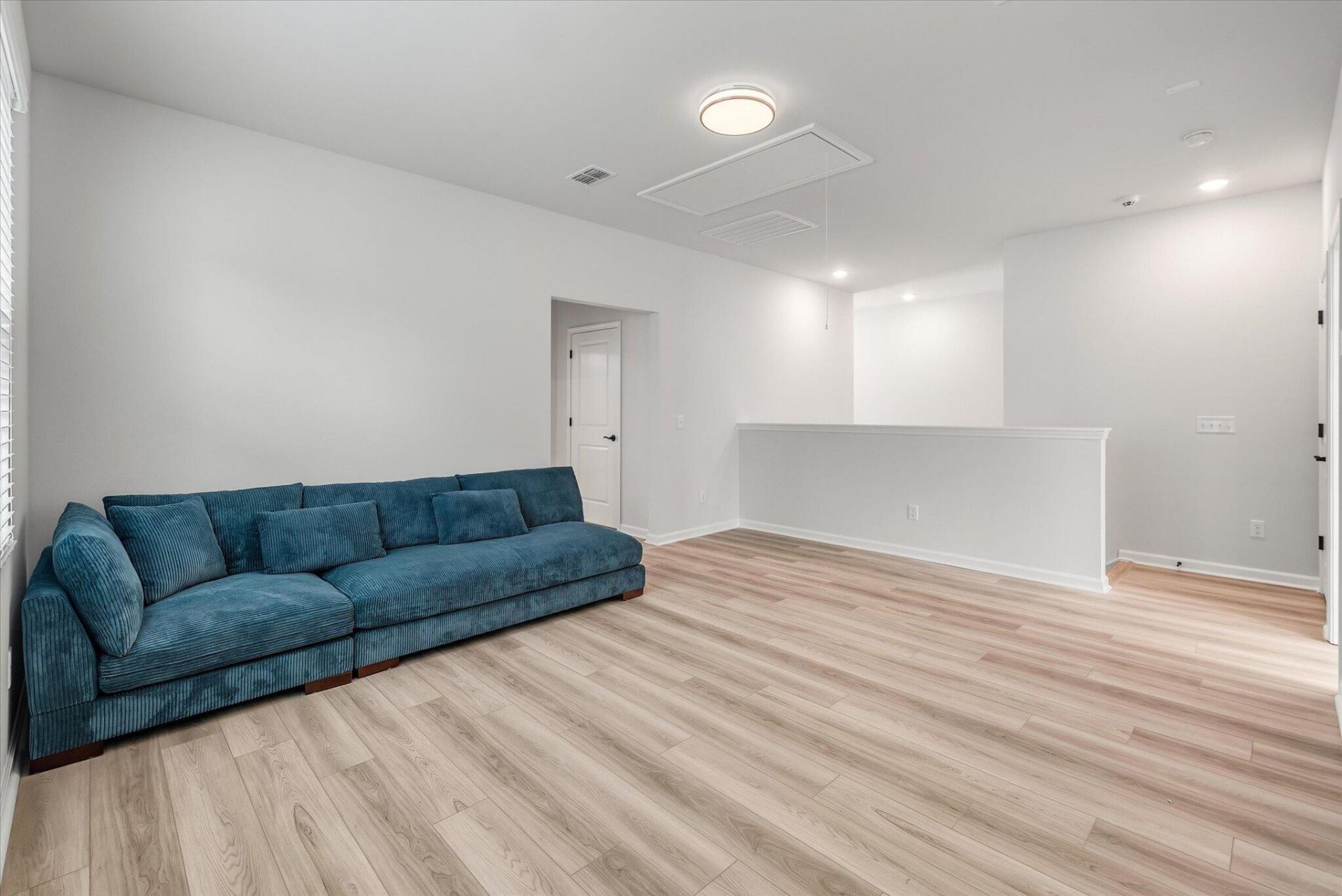 1740 Grovehurst Drive Photo 12