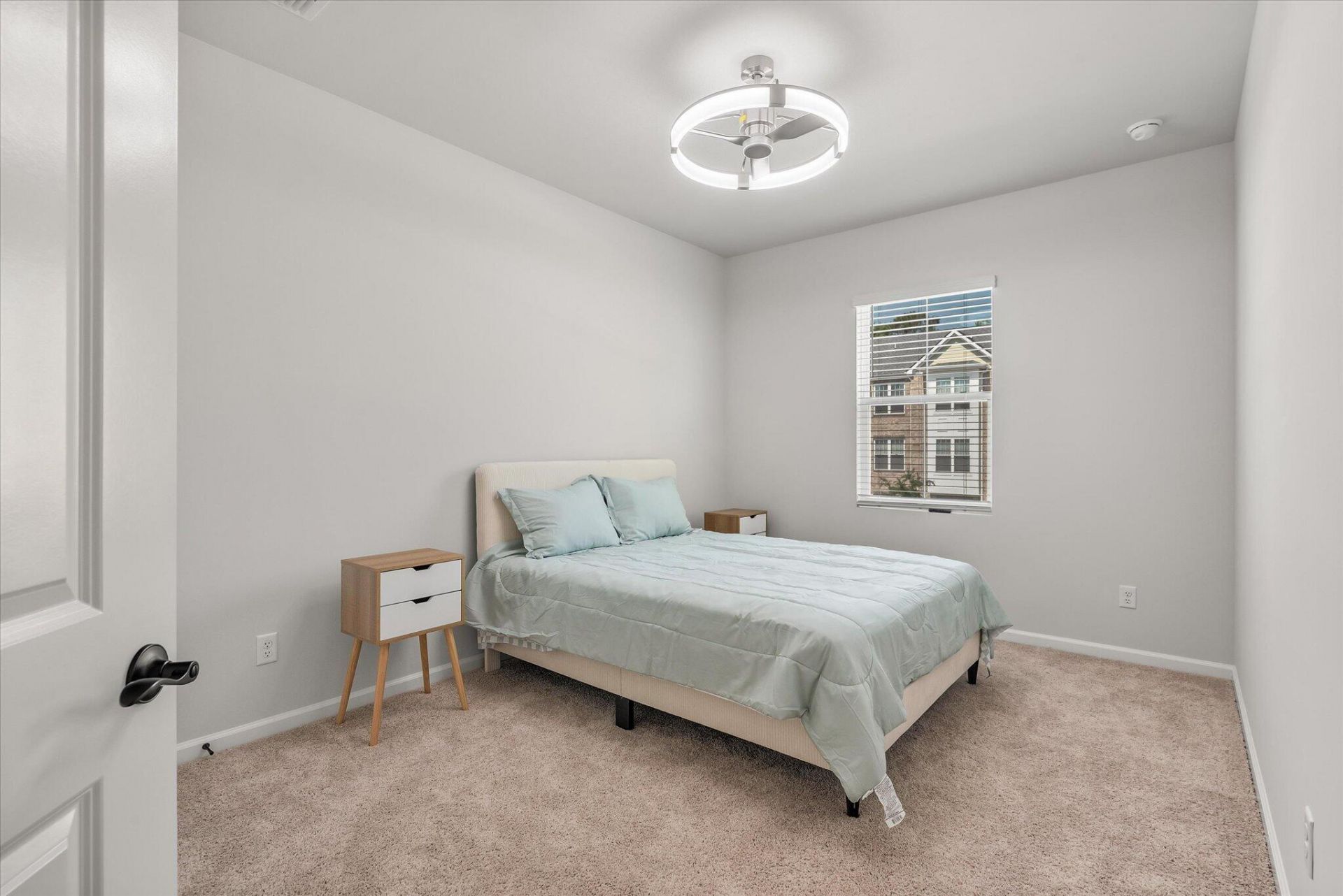 1740 Grovehurst Drive Photo 13