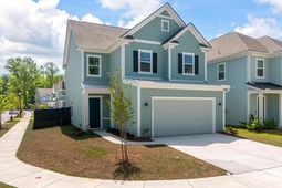 1740 Grovehurst Drive photo 4