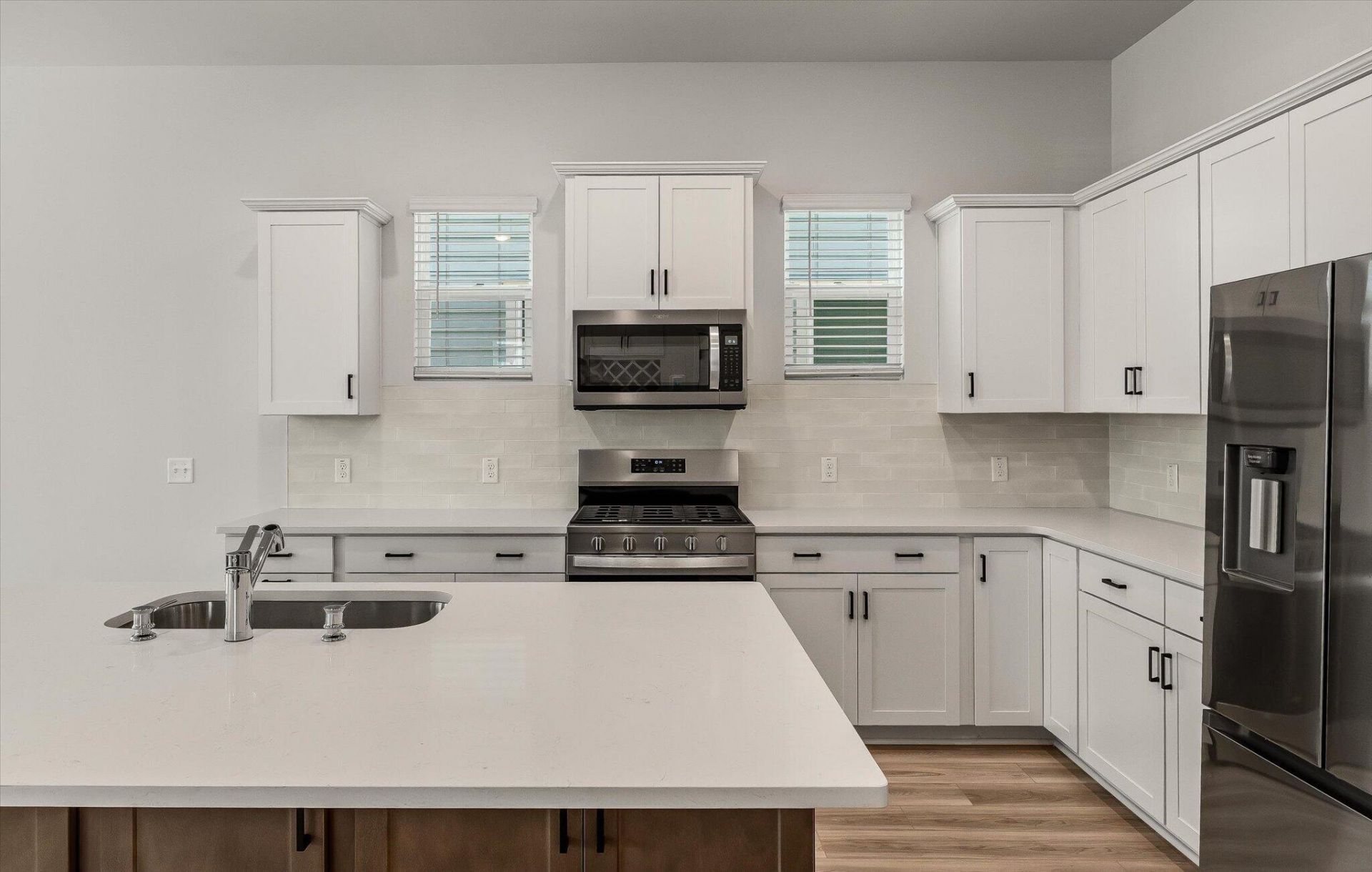 1740 Grovehurst Drive Photo 31