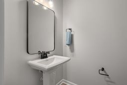 1740 Grovehurst Drive photo 4