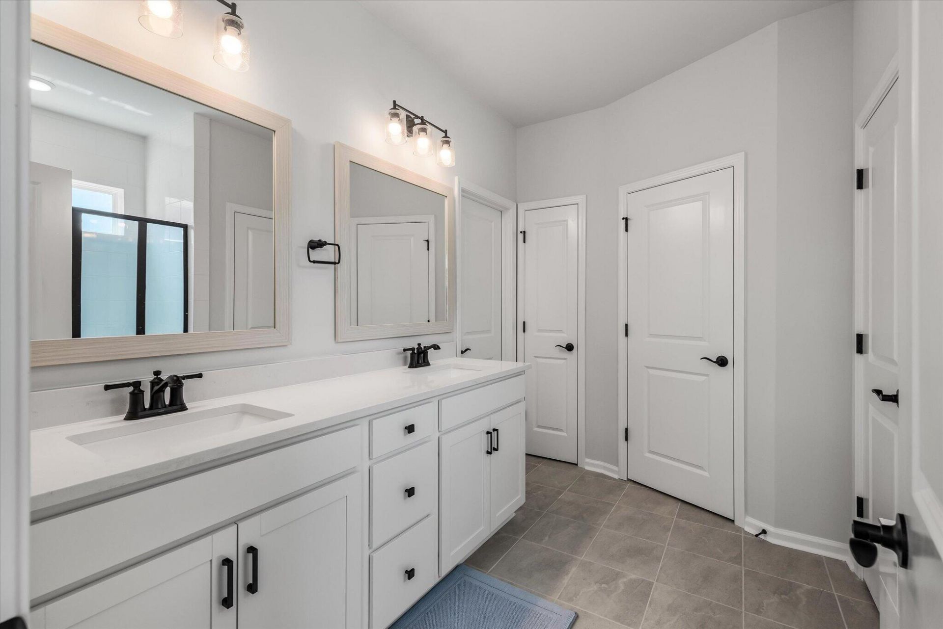 1740 Grovehurst Drive Photo 8