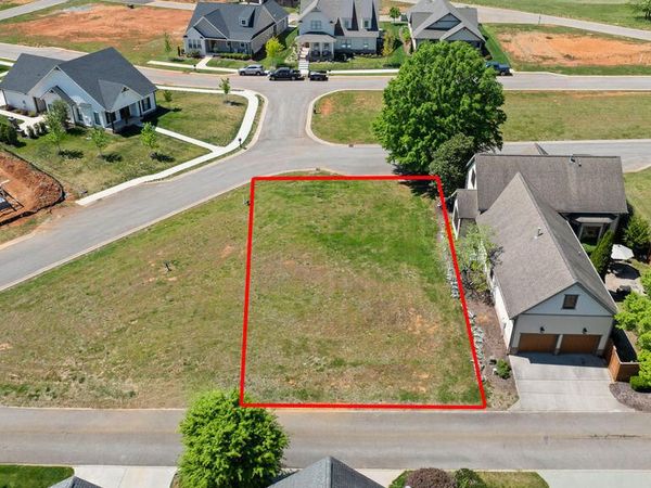 419 Wildcat Run Drive, Loudon, TN 37774