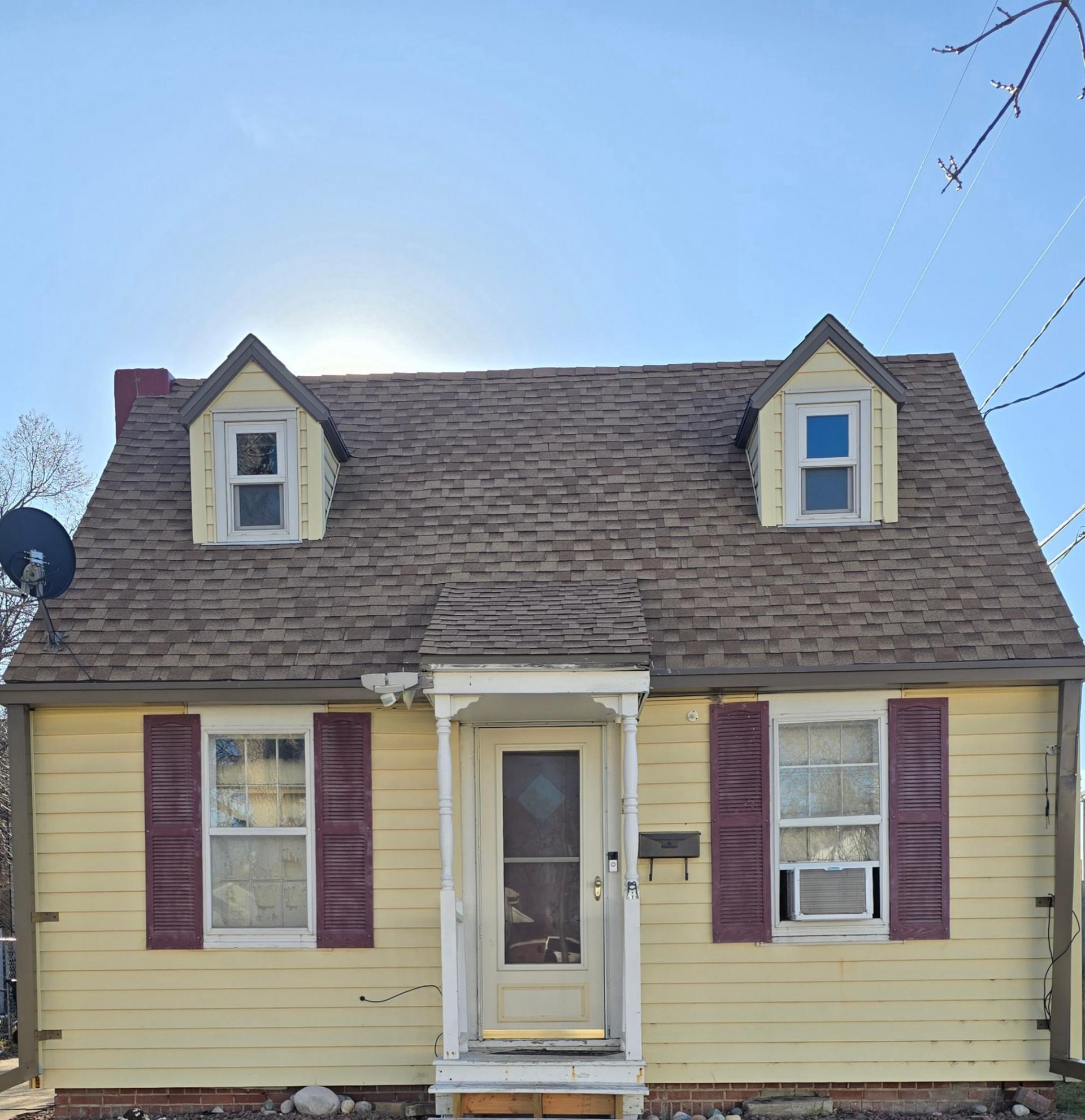 14 3rd Street E primary photo