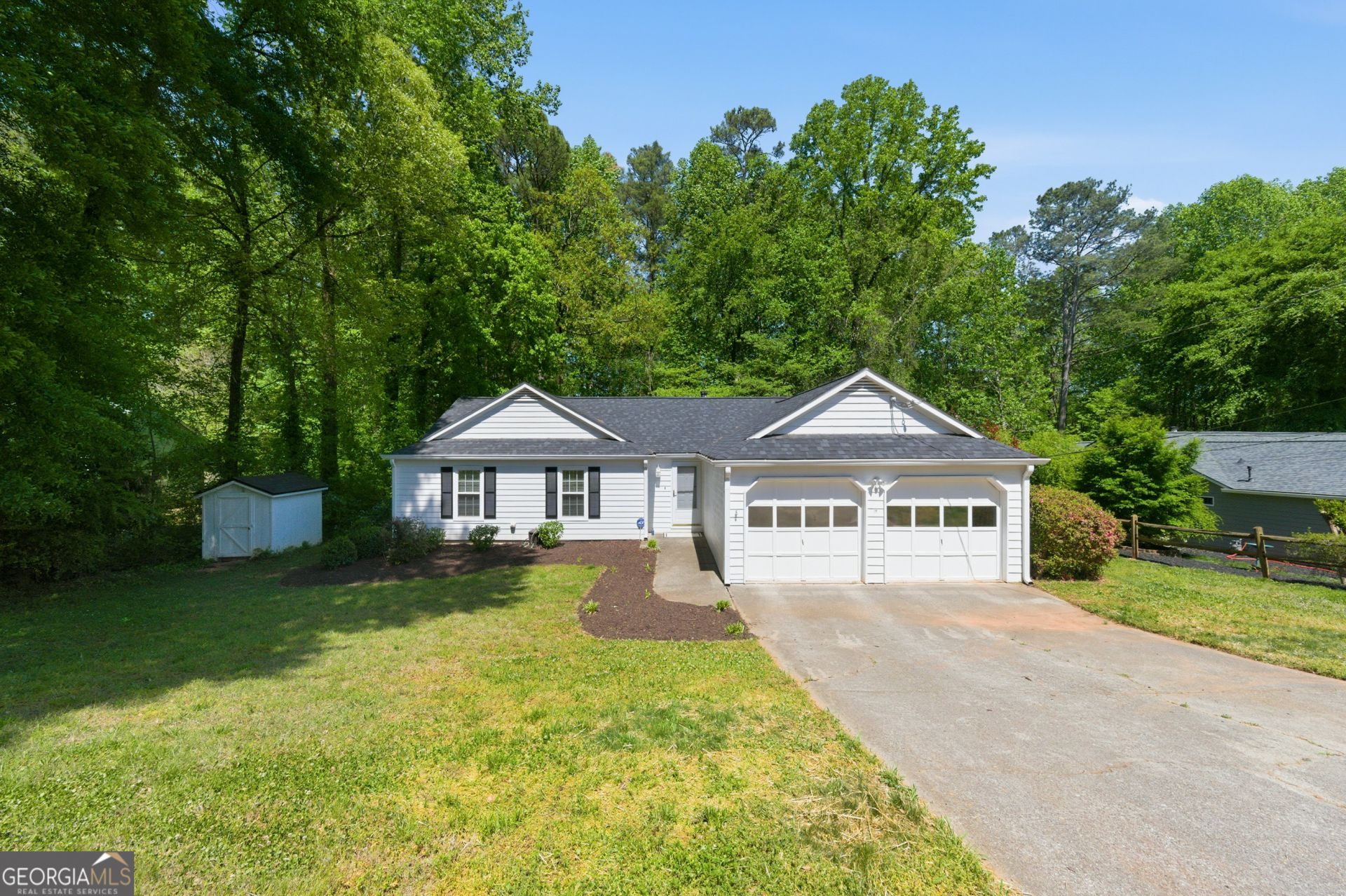 902 Riverstone Way, Woodstock, GA 30188 Main Photo