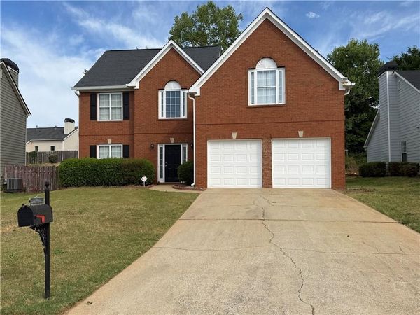 1170 Laurel Cove Drive, Snellville, GA 30078