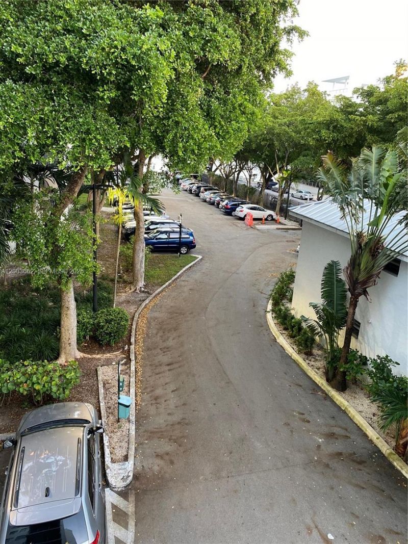 700 NE 63rd St , Unit D304, Miami, FL 33138 Photo