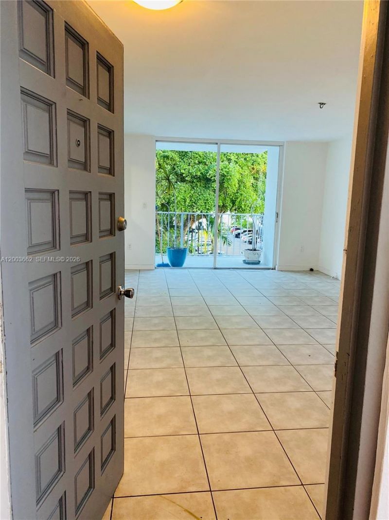700 NE 63rd St , Unit D304, Miami, FL 33138 Photo