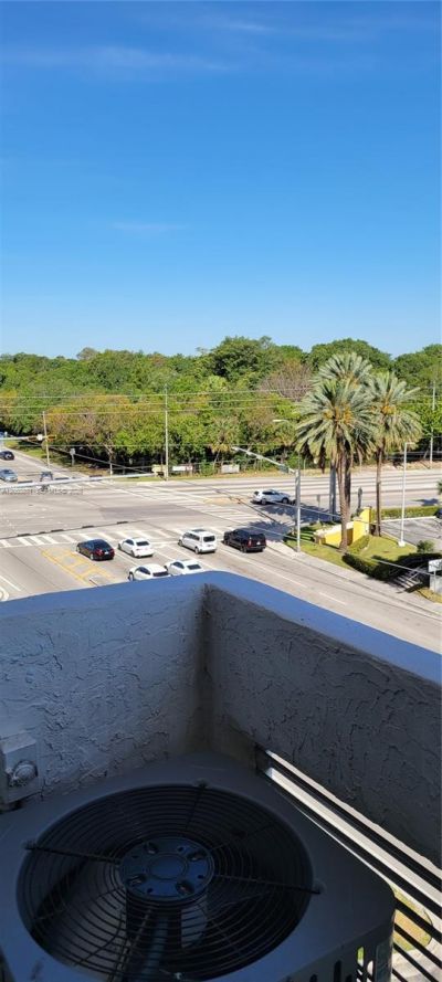 13499 Biscayne Blvd, Unit 511, North Miami, FL 33181 Photo