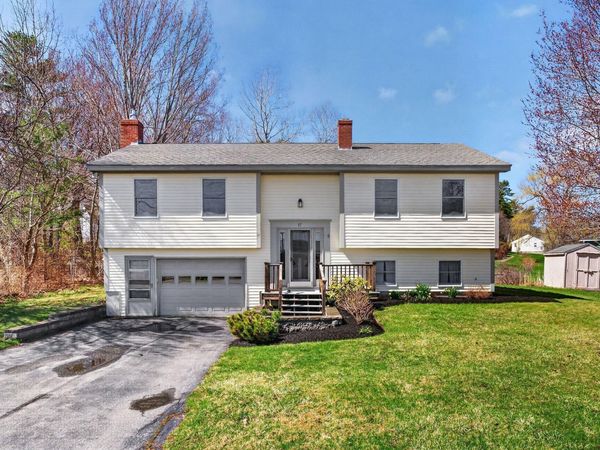 17 Webber Avenue , Bath, ME 04530