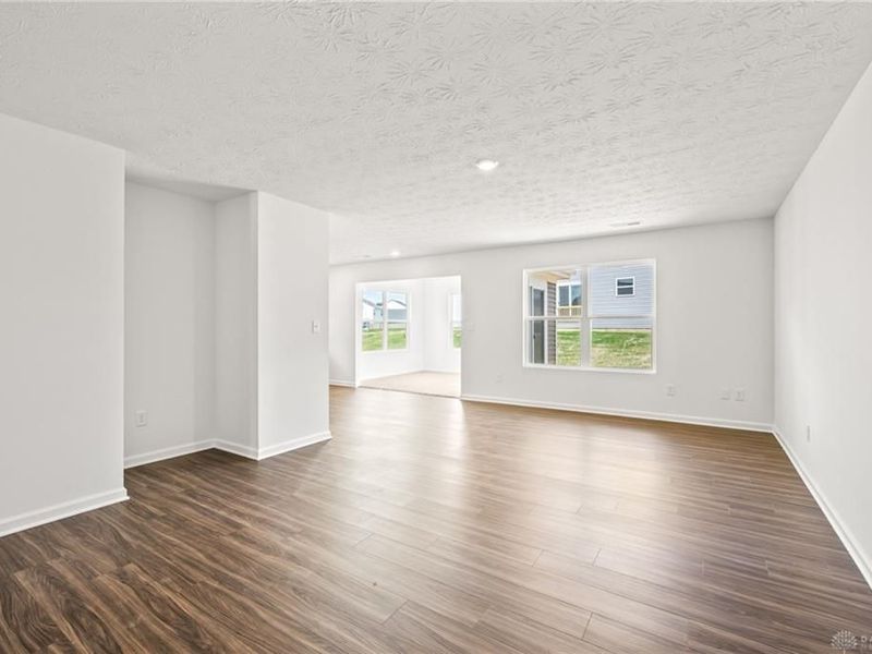 1579 Chickasaw Way, Piqua, OH 45356 Photo 7