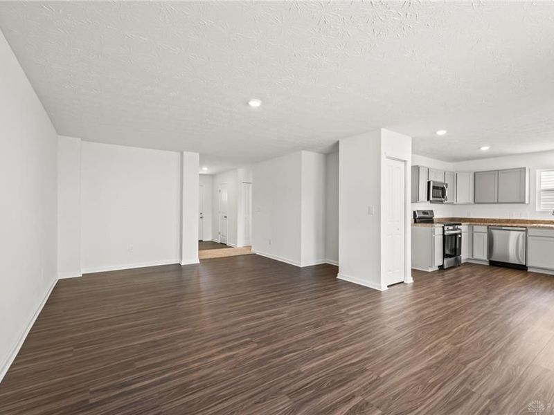 1579 Chickasaw Way, Piqua, OH 45356 Photo 8