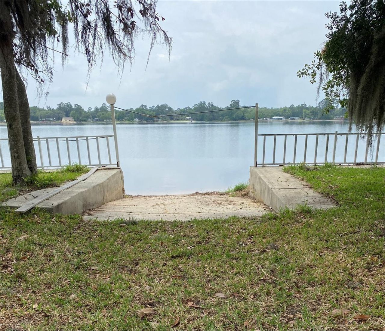 229 Lake Ida Point Drive, Interlachen, FL 32148 Photo