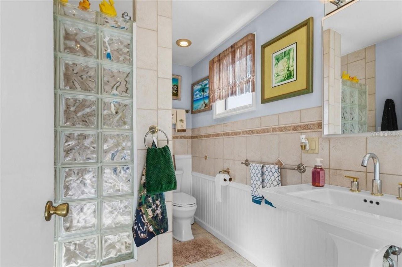 229 Lake Ida Point Drive, Interlachen, FL 32148 Photo