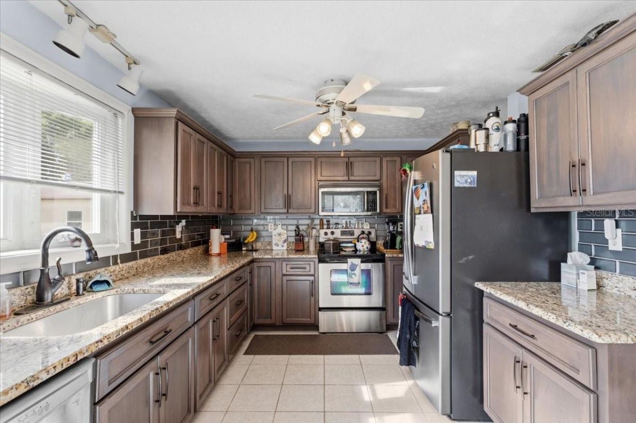 229 Lake Ida Point Drive, Interlachen, FL 32148 Photo