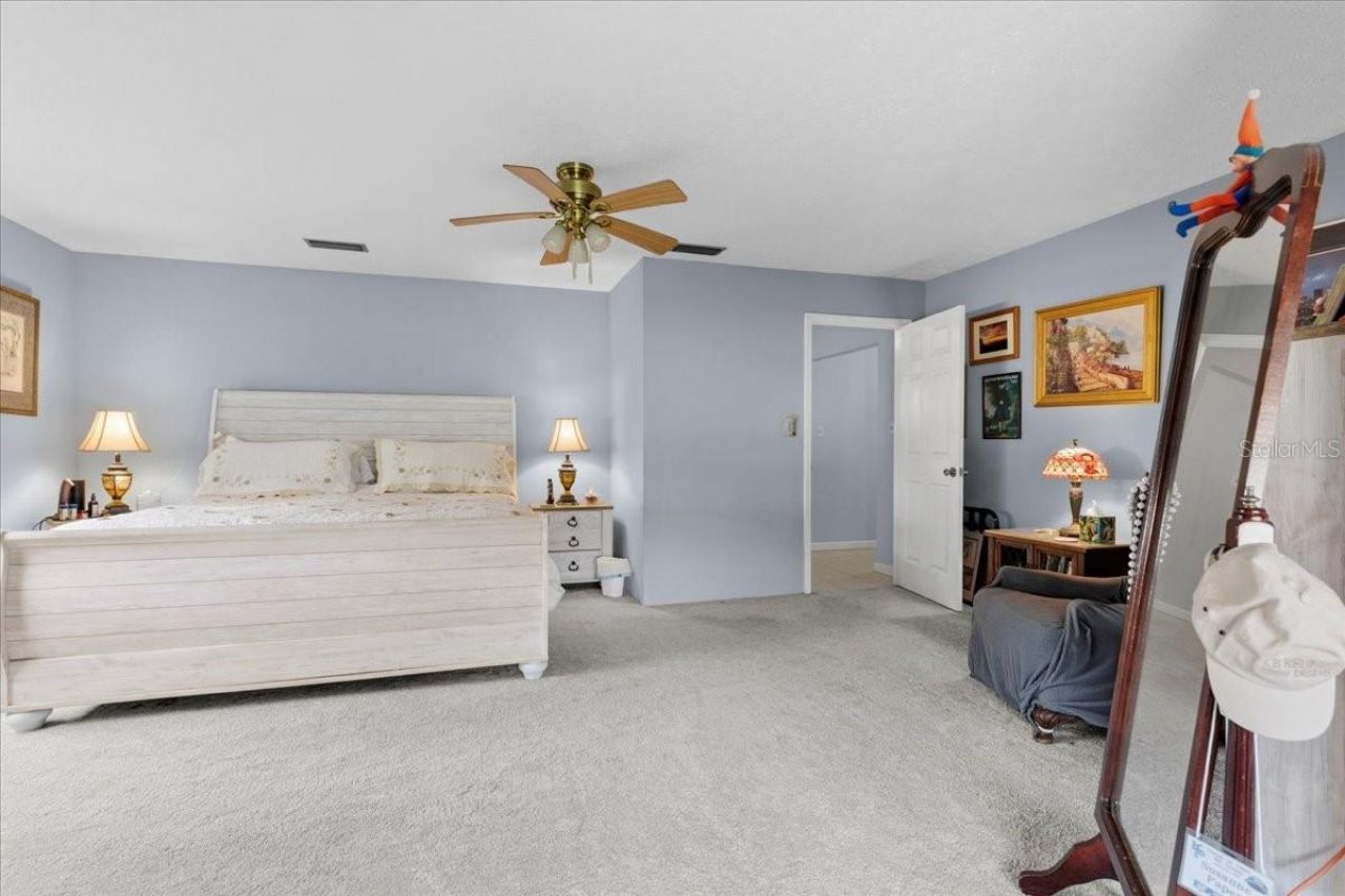 229 Lake Ida Point Drive, Interlachen, FL 32148 Photo